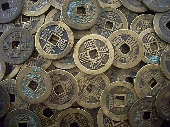 中国央行货币政策委员会：加力实施增量政策